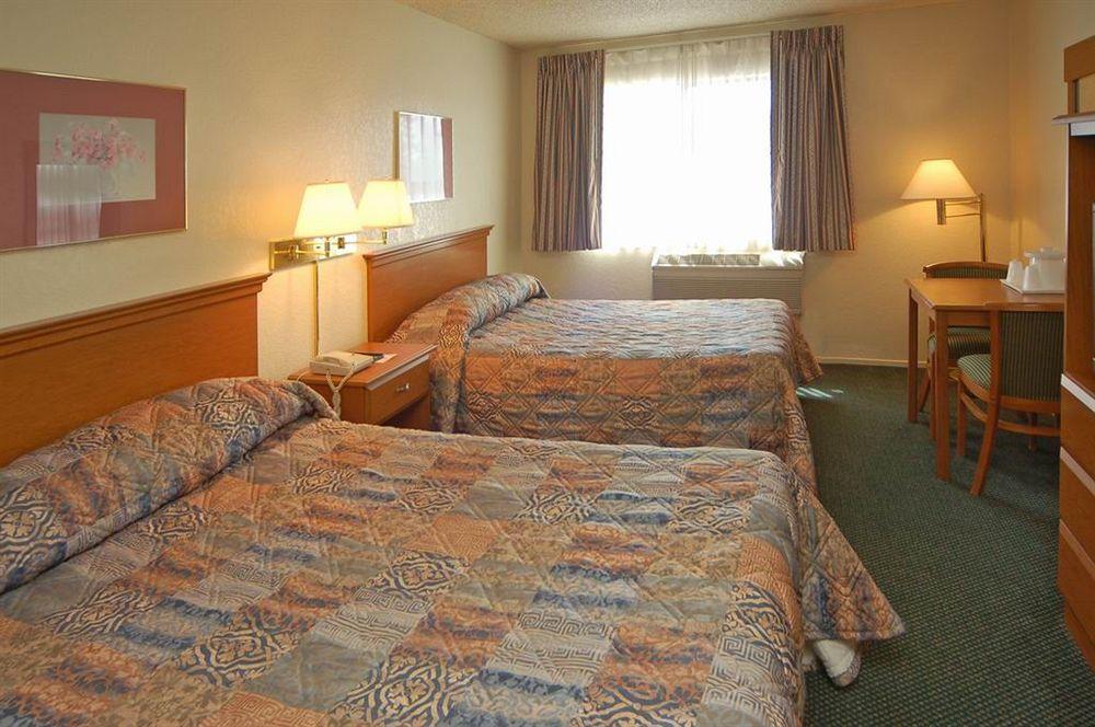 Travelodge By Wyndham Stockton Kültér fotó